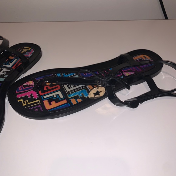 FENDI Jelly Sandal - plastic, pool sandal slide - Picture 10 of 10